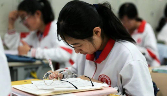 小米粒妈咪|看起来高端的四大专业，实则并不适合二本生报考，就业并无优势