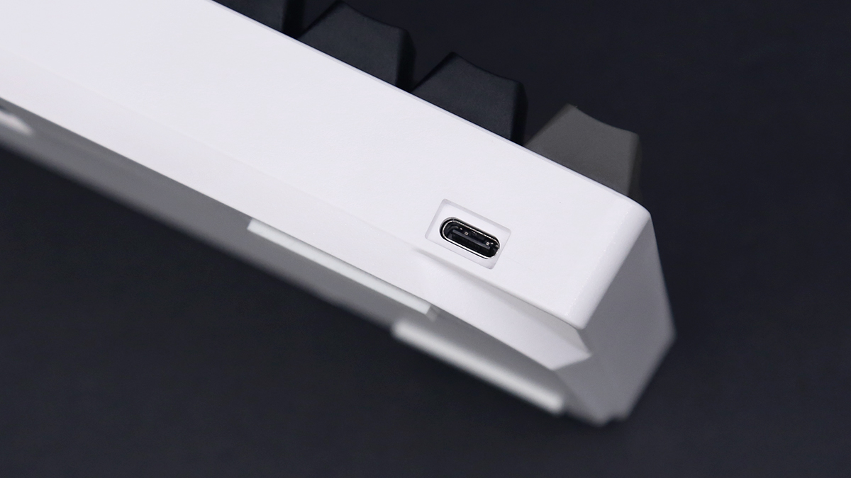 usb type-c|Tt领航员C360 RGB键盘、探索者X2鼠标评测:好用不贵,无线键鼠