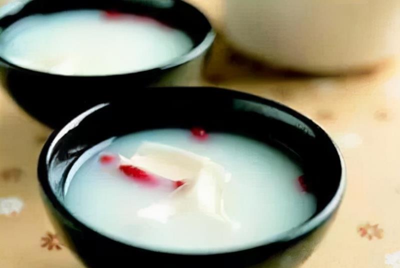 百艾堂|茯苓和它搭配！健脾、祛湿、生发、助睡眠！很多人都不知道