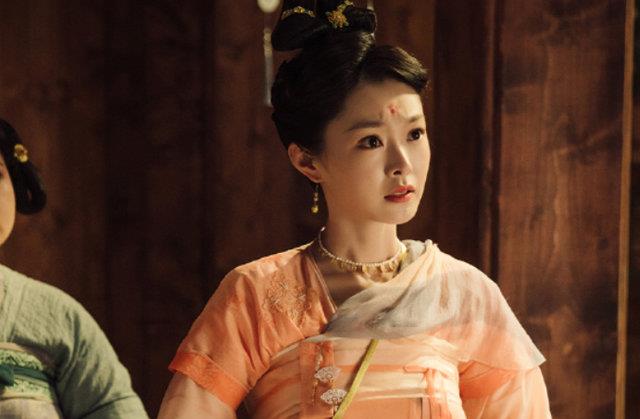 宋茜|《风起洛阳》造型老气横秋，台词生硬出戏，为何网友对她如此包容