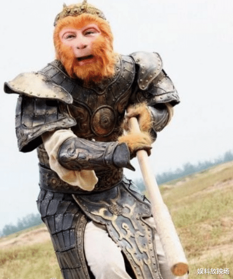 孙悟空|还记得《魔幻手机》里的孙悟空吗？曾是六小龄童替身，戏外帅到认不出