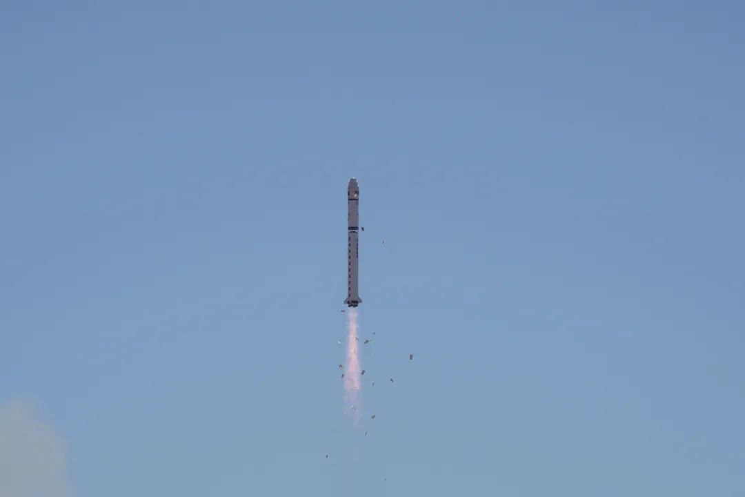 中国崛起|又一重大成就！我国04星成功发射，国际评论：中国崛起已不可阻挡