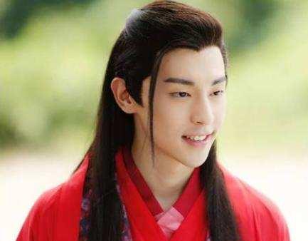 景甜|那些长发飘飘的男星古装扮相，谁是你心目中的古装top?