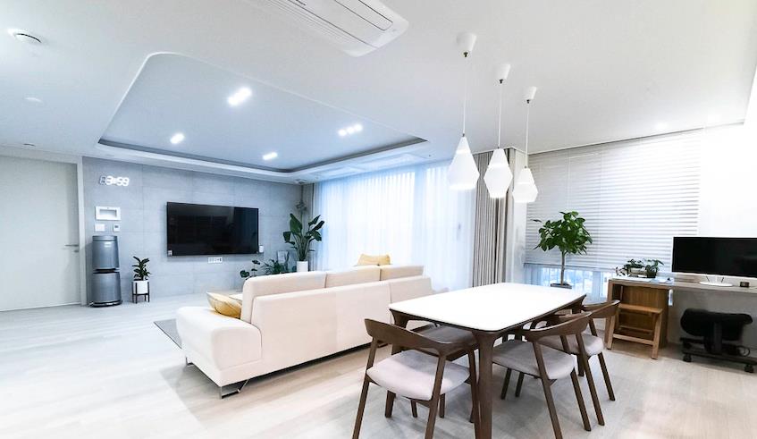 收纳做到最大，客餐厨没有一堵隔墙，这套119㎡的房子，好干净整洁