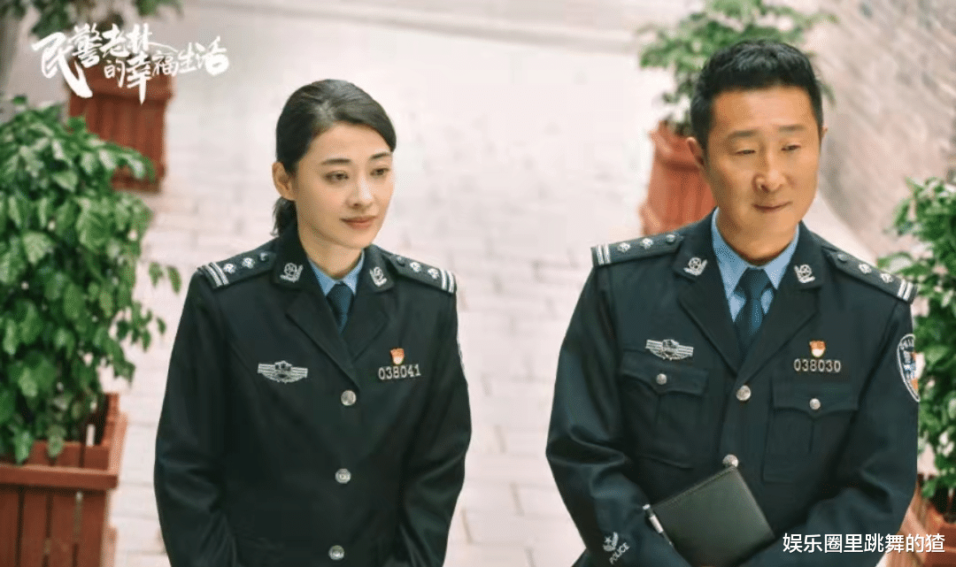 昆凌|52岁老戏骨重出江湖,新剧收视刷新纪录,这部“刑侦剧”不一般