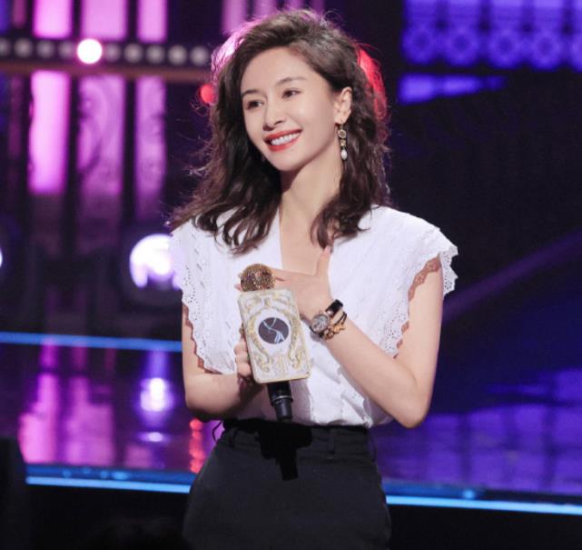 王子文|有爱情滋润果真不一样！王子文近照如“整容”，小男友真赚到了