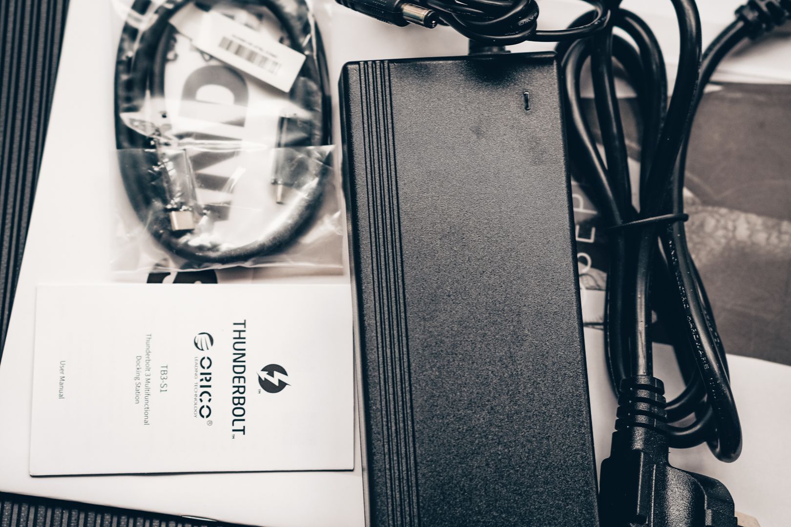 芯片|一次性解决接口不足问题-奥睿科雷电3扩展坞体验