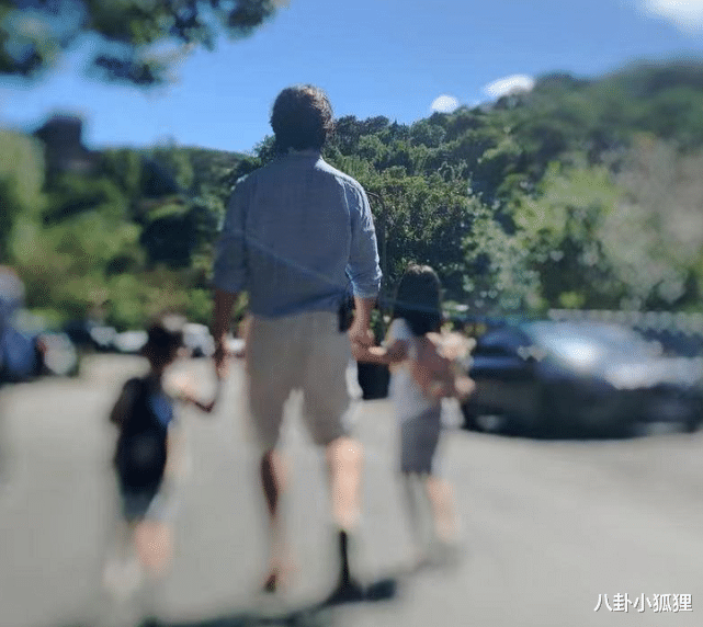 佟丽娅|欧弟与前妻合体为小女儿庆生，男方晒照时为避嫌，特意把前妻打码