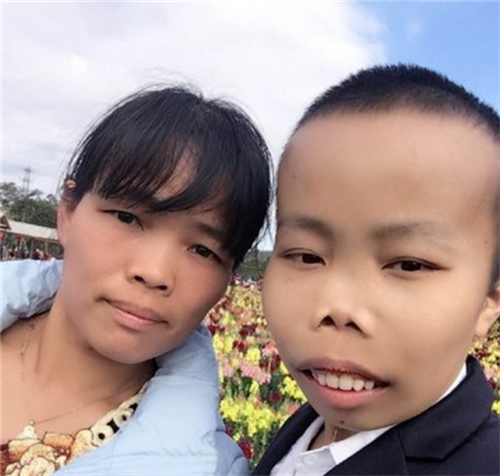 陈山|“丑小子”陈山，走红时交往一漂亮女友，热度过后才认清现实