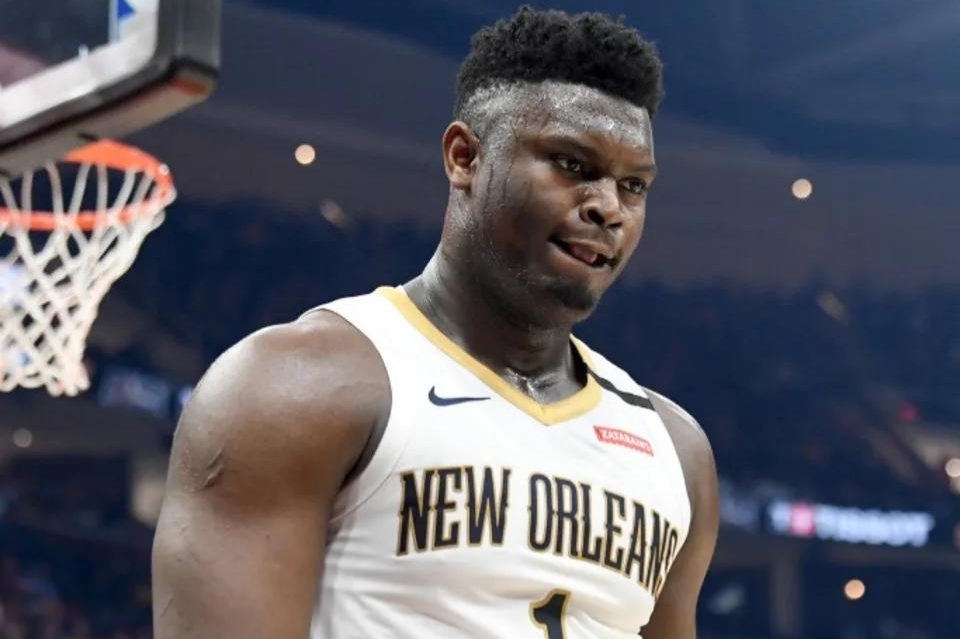 奧尼爾|奧尼爾選出現(xiàn)役五名最強(qiáng)球星加入他們組團(tuán)可沖82勝，哈登落選