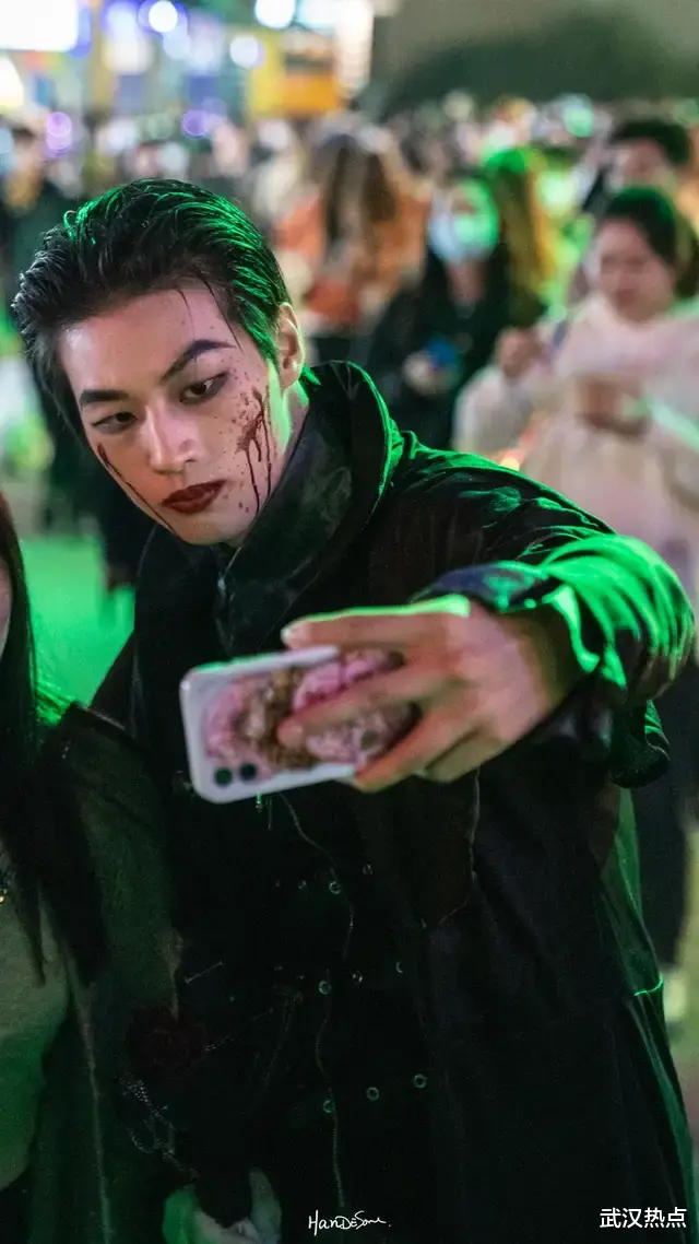 镜像层|本周，宜“见鬼”！