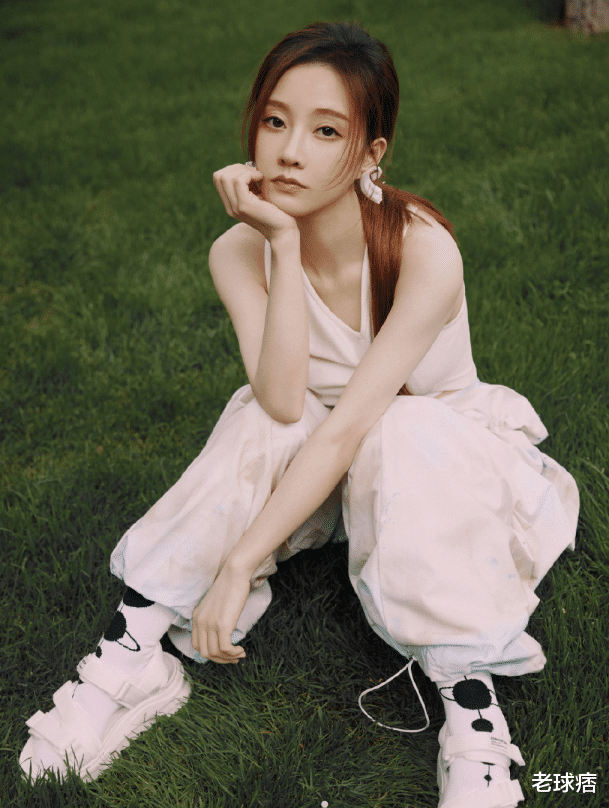 安琥|新专辑《自己》出炉啦！冯提莫突破自我，大胆挑战新曲风