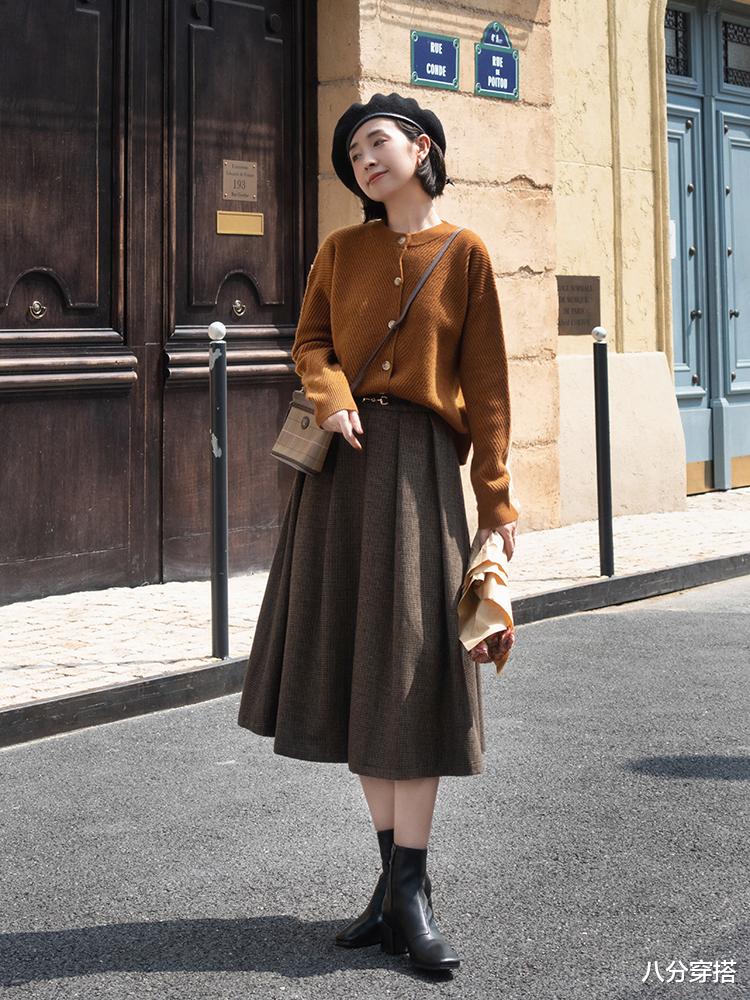八分穿搭 降温后不要只会穿长裤了，这些“半身裙”温柔保暖，让你气质翻倍