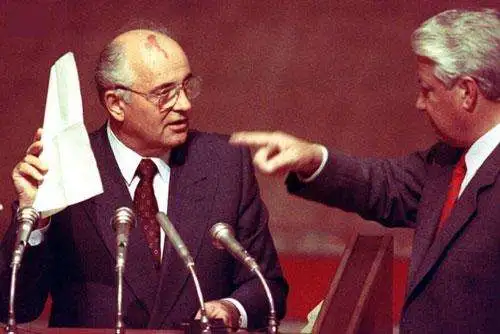 苏联|苏联是如何被西方搞垮的？这3个步骤，刀刀要苏联的性命