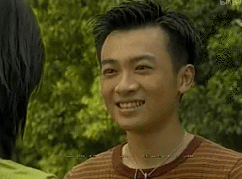 鞠婧祎|重温21年前《老房有喜》，感觉苏有朋真喜欢过赵薇，眼神宠死了