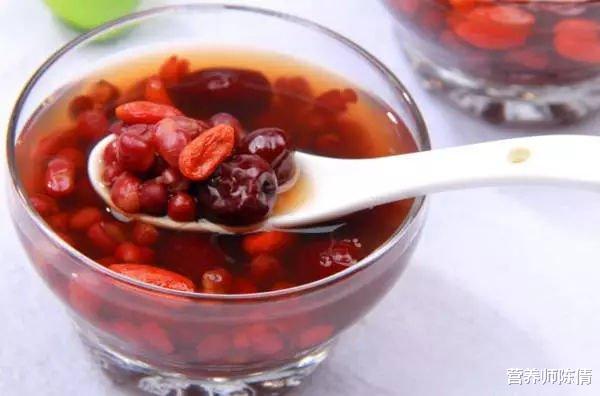 营养师陈倩|吃补药不如吃红豆，夏天吃红豆的好处