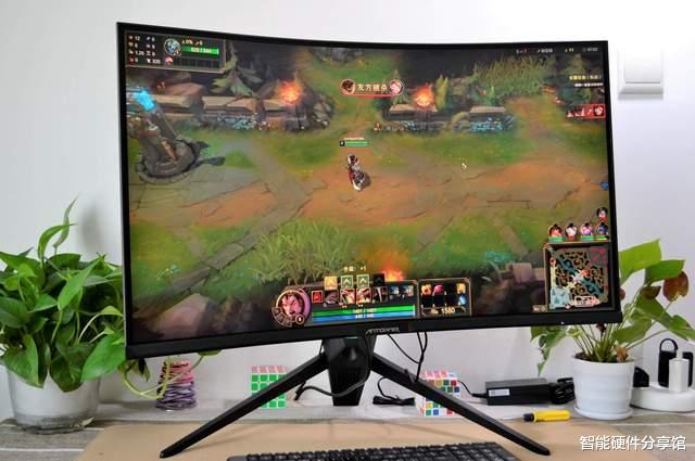 |电竞画面残影怎么解决？165Hz刷新+1ms响应时间，精湛画质就靠它