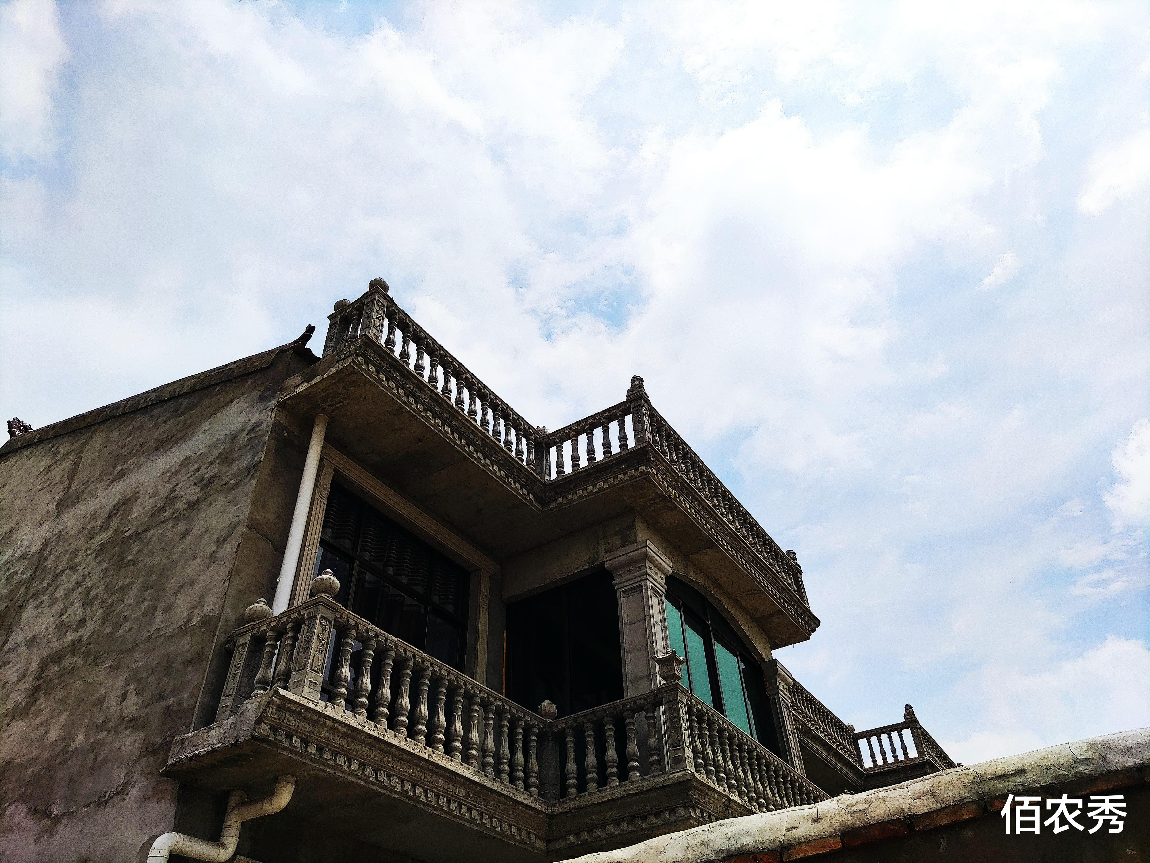 |回农村老家建房的你，花几十万元建成新房成空房，现在后悔了吗
