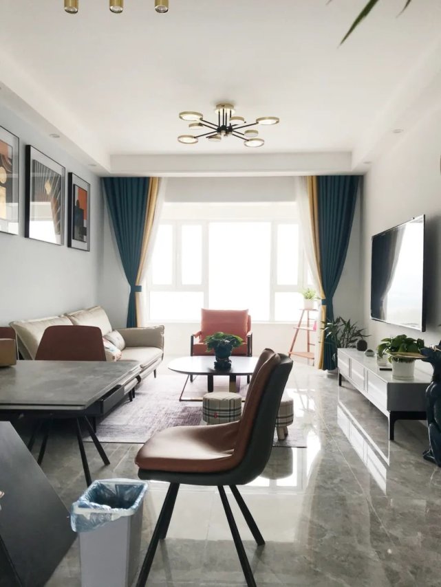 123平方现代风三居室，这就是简单生活的模样