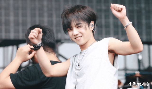 张若昀|有钱华晨宇，没钱庞麦郎，究竟是音乐天才还是误上神坛的普通人？