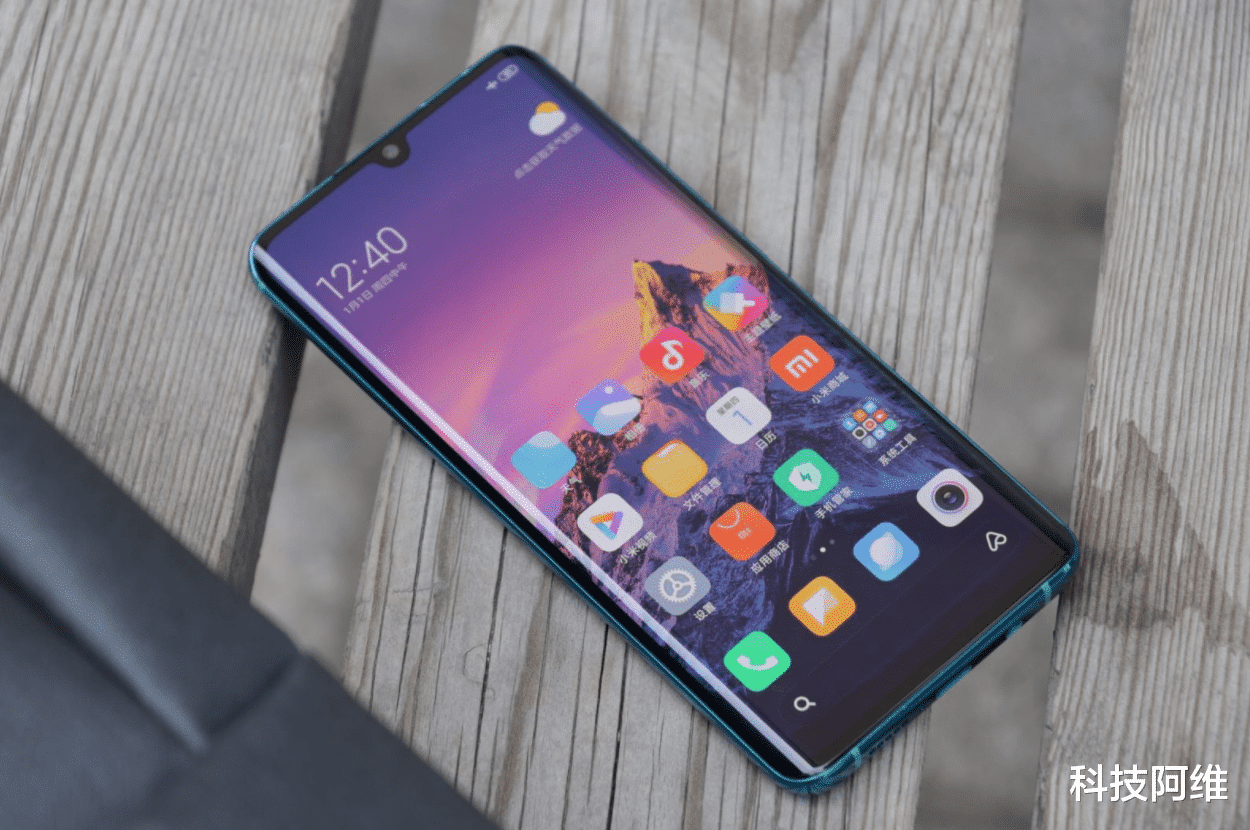小米科技|从3099元跌至2478元，8GB+曲面屏，一亿像素五摄手机如今濒临下架