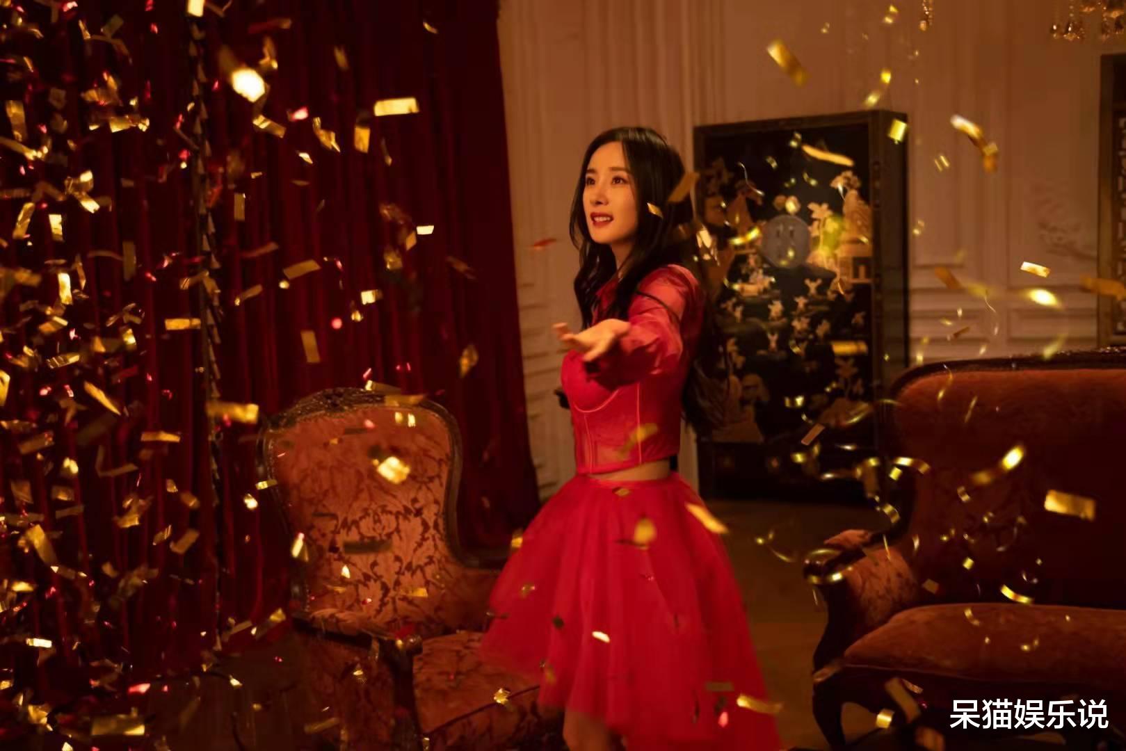 杨幂|杨幂红衣雪景梦回林萧,是谁的DNA在跳动?