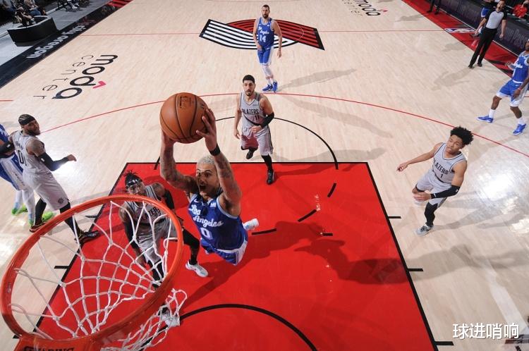 湖人队|浓眉空砍36+12+5！湖人掉至第七，三大短板暴露，也迎两项利好