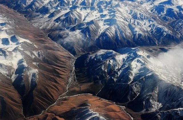 青藏高原出现“异象”，引世界各地密切关注，专家：人类要警惕了