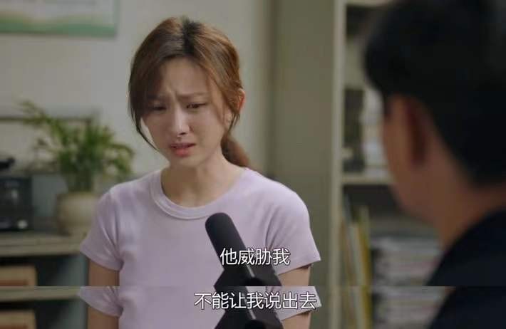 叶家辉|《女心理师》叶家辉暗踩养父？他的临阵倒戈，其实早有预料