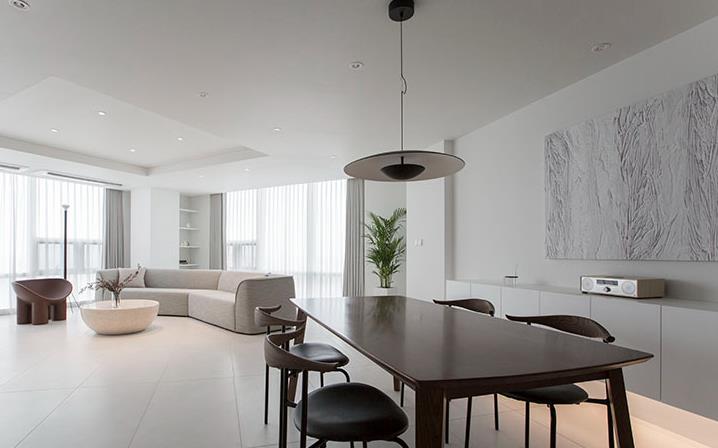 小姐姐|羡慕这位小姐姐,独居180㎡大平层,简单装修住2年还干净如初!