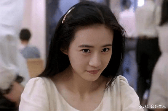 李娜|未婚生子，被骗财产，爱上渣男，8位出家为尼的女星，各有各的苦