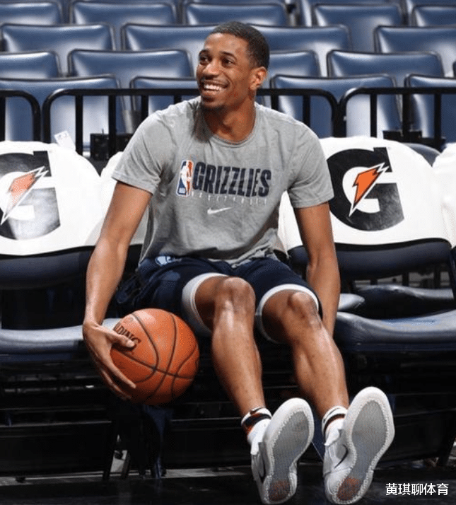 灰熊隊|直接拒絕火箭大合同！如今逆襲獲千萬合同，已成人生贏家