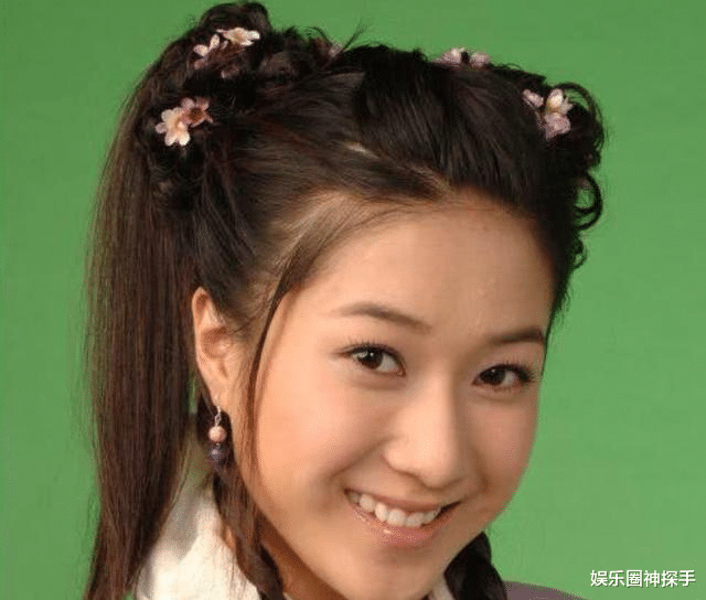 杨怡|中年女港星出场费，杨怡18万，佘诗曼52万，而她240万