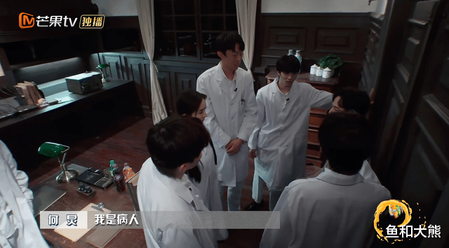 何炅|《密逃》何炅再度加盟表现不佳？将机会让给刘耀文，人品高下立见