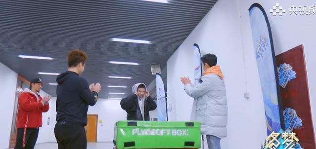 肖战|从肖战手里拿机会也不是不可以，余承恩就是一个例子，只要肯拼搏