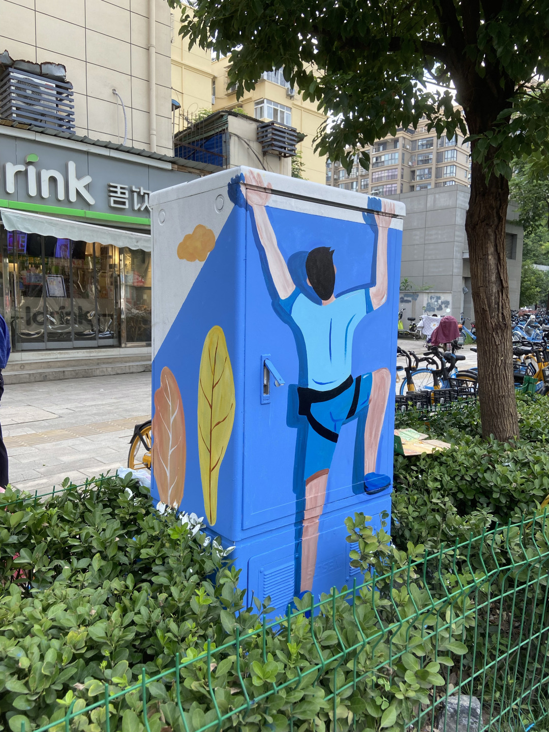 挥别“灰头土脸”，摇身一变，成为街头最靓丽的风景线