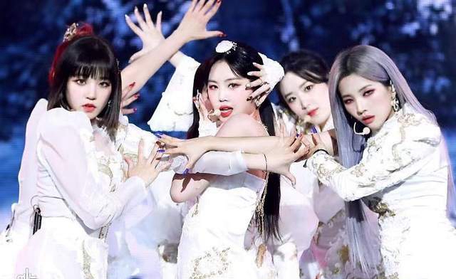 徐穗珍|曝徐穗珍在学生时代，往韩国童星抽屉中塞烟，只为嫁祸他人求自保