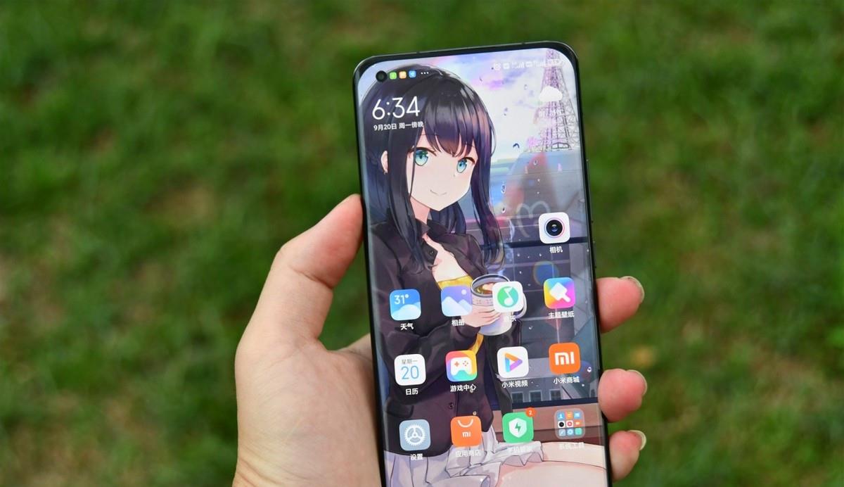曲面屏|从4299跌至2598，曲面屏+65W闪充，12GB+256GB旗舰清仓退市