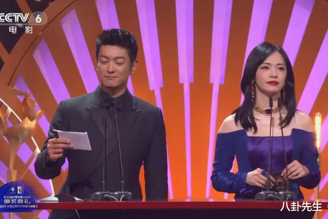 金鸡奖|金鸡奖：佟丽娅春风满面，宁静大秀好身材，张译张小斐获影帝影后