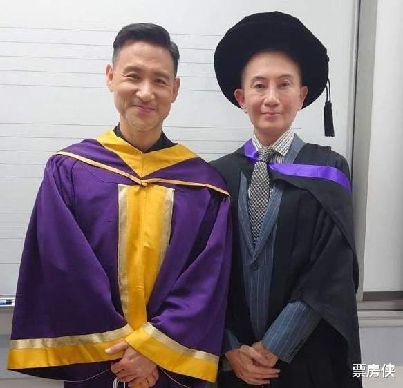 陈乔恩|港姐决赛唱功又被质疑？张学友的歌神称号其实早被两大巨星认证了