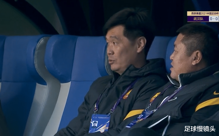 中國(guó)足協(xié)|1-0！3-0！中超4冠王神了，17次進(jìn)4強(qiáng)，創(chuàng)2大紀(jì)錄，李霄鵬黑臉