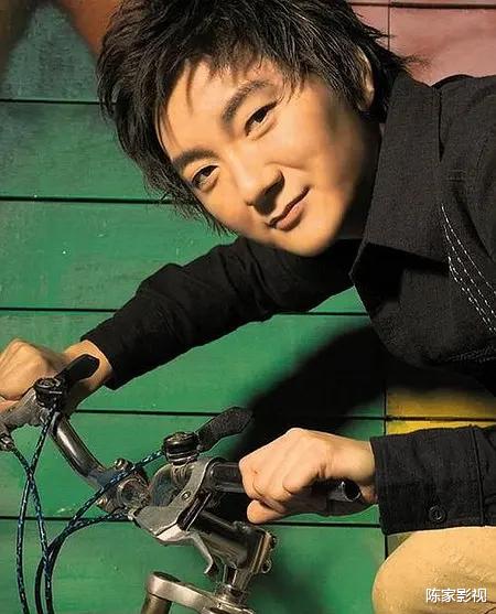 江南style|凭一首歌混吃的明星