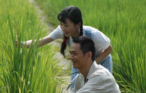 果靖霖|果靖霖：32岁结婚，39岁获影帝，妻子患癌离世12年，他至今未娶