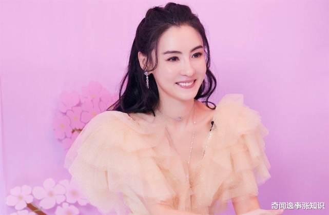 奇闻逸事涨知识|张柏芝分享一段影片,PO出多张21年前旧照,颜值几乎零变化