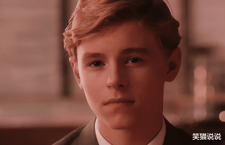 官宣|英国男星海默官宣结婚，曾饰演《查理和巧克力工厂》，未公开新娘身份！