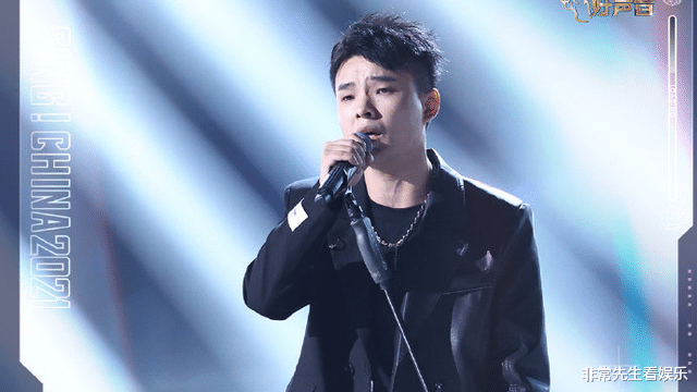 原创|《好声音》导师对战第二场，6轮对战5首原创，伍珂玥不敌谭轩辕