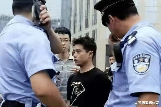 张尚武|三次入狱+被判七年！昔日奥运冠军出狱后，靠直播“卖惨”火了