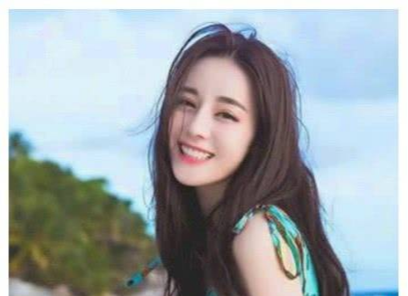 肖战|5位拥有“笑容杀”女星，周冬雨垫底，赵丽颖第3，第一纯真妩媚