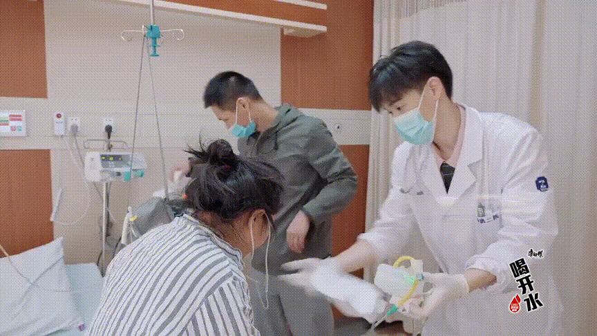 医学生|这节目越拍越糊？我觉得骂早了