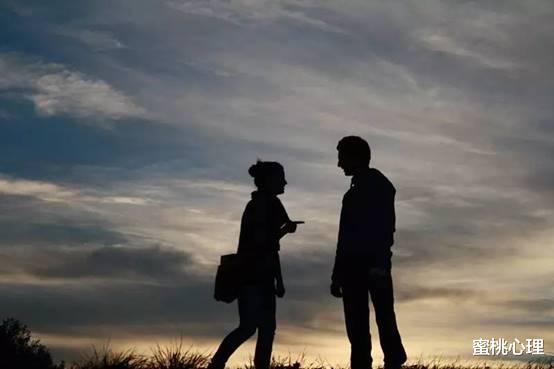 蜜桃心理 异性相处，男人最在乎的，往往是女人这3样“东西”